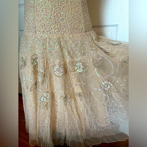 NWT ASOS Flapper Girl 20s style beaded Dress, Drop waist formal dress - Picture 3 of 16